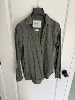 Frank & Eileen “Frank” Olive Green Star Print Button-Up Shirt